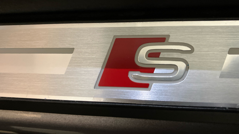 Audi Q4 e-tron 150kW 40 82.77kWh Launch Edition 5dr Auto Electric Estate